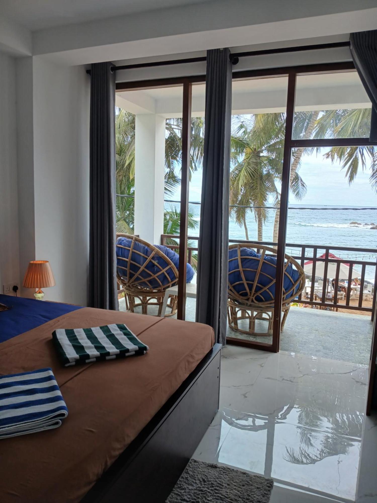 Turtle Beach House Batigama 客房 照片