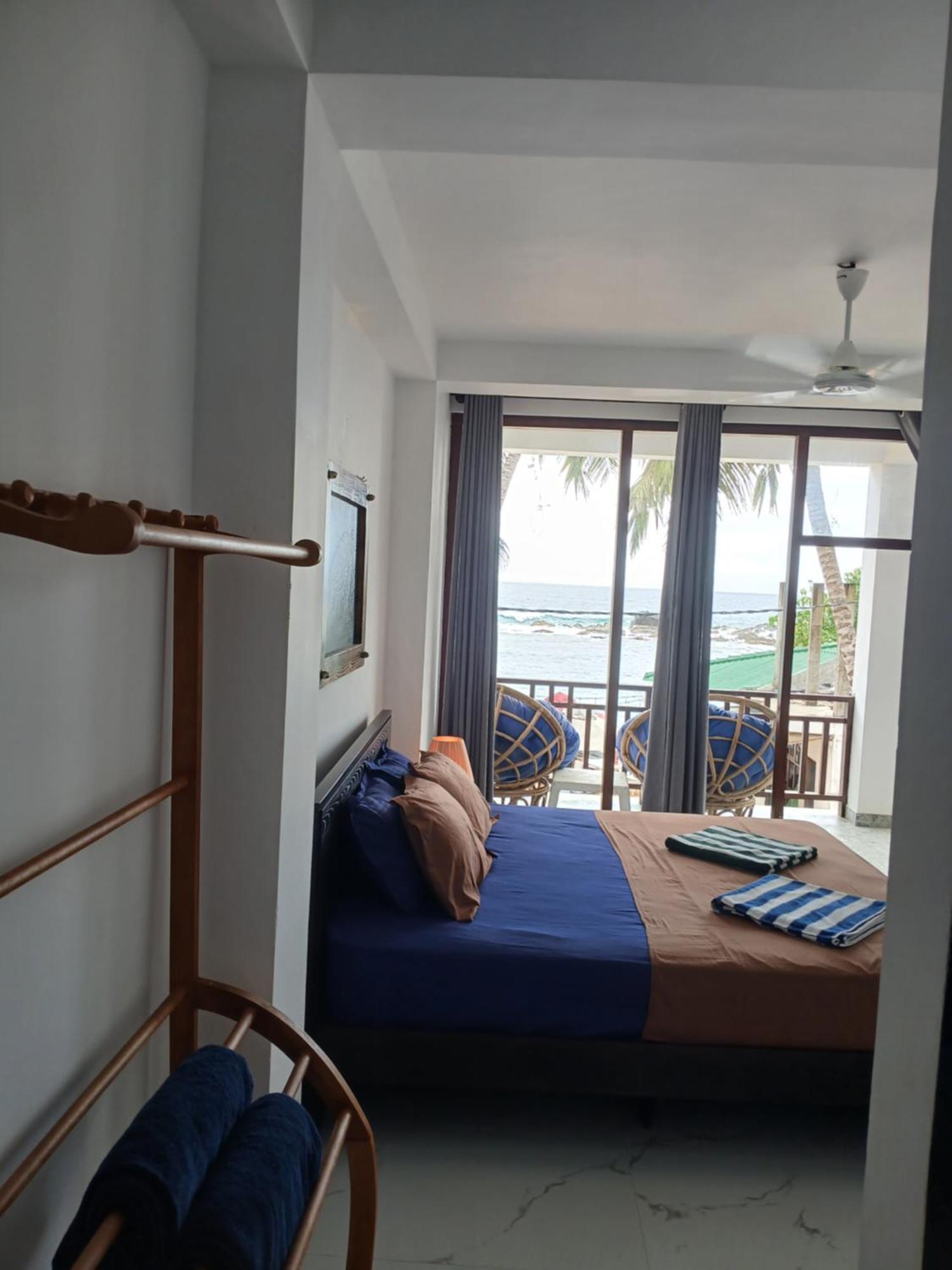 Turtle Beach House Batigama 客房 照片